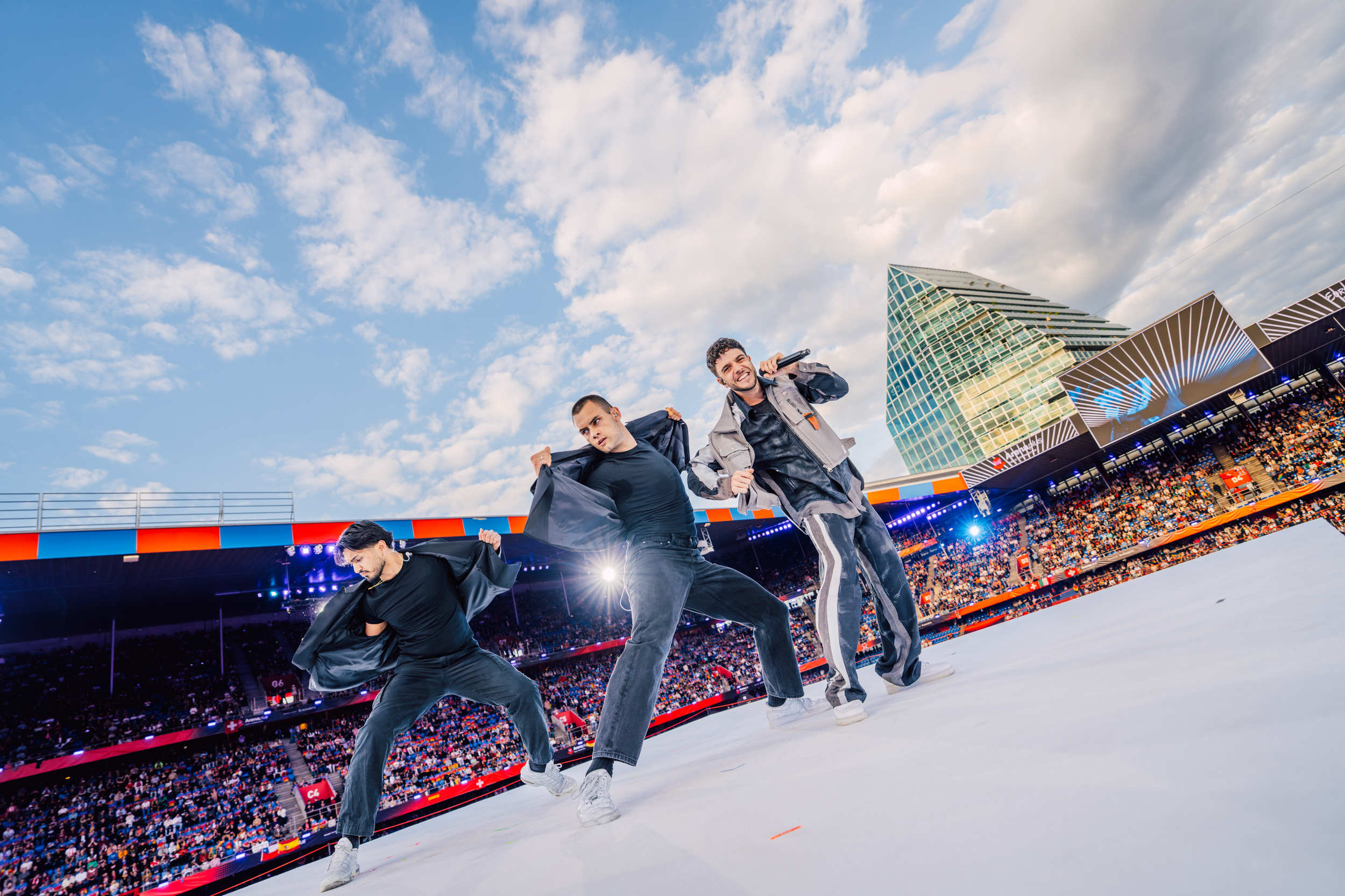 ESC25 PRESHOW EDIT BEN-56