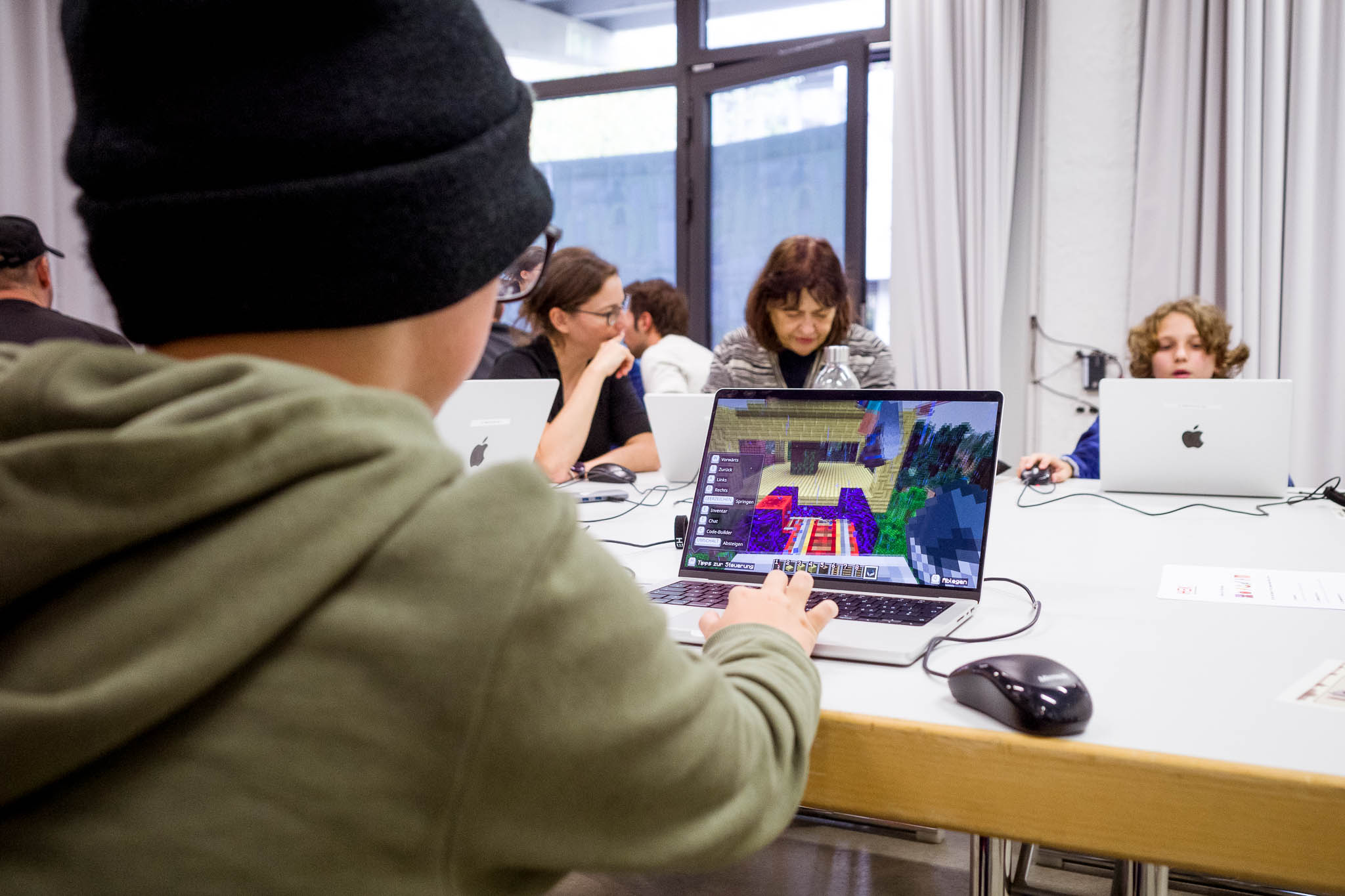Mesh-Festival_2024_MinecraftWorkshop_Photo-NicolasGysin_20